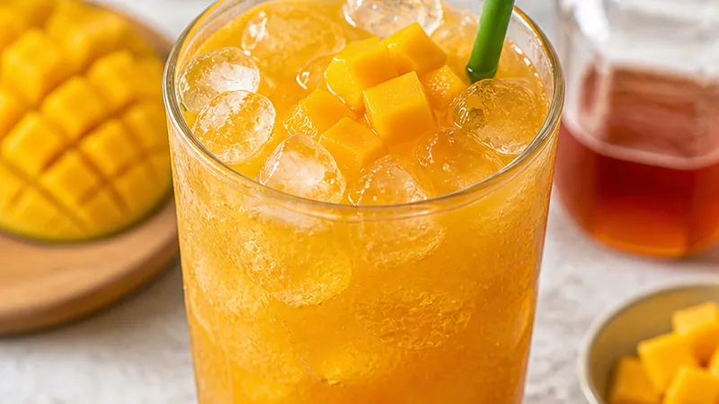 Mango Iced Tea Refresher (Starbucks Style)